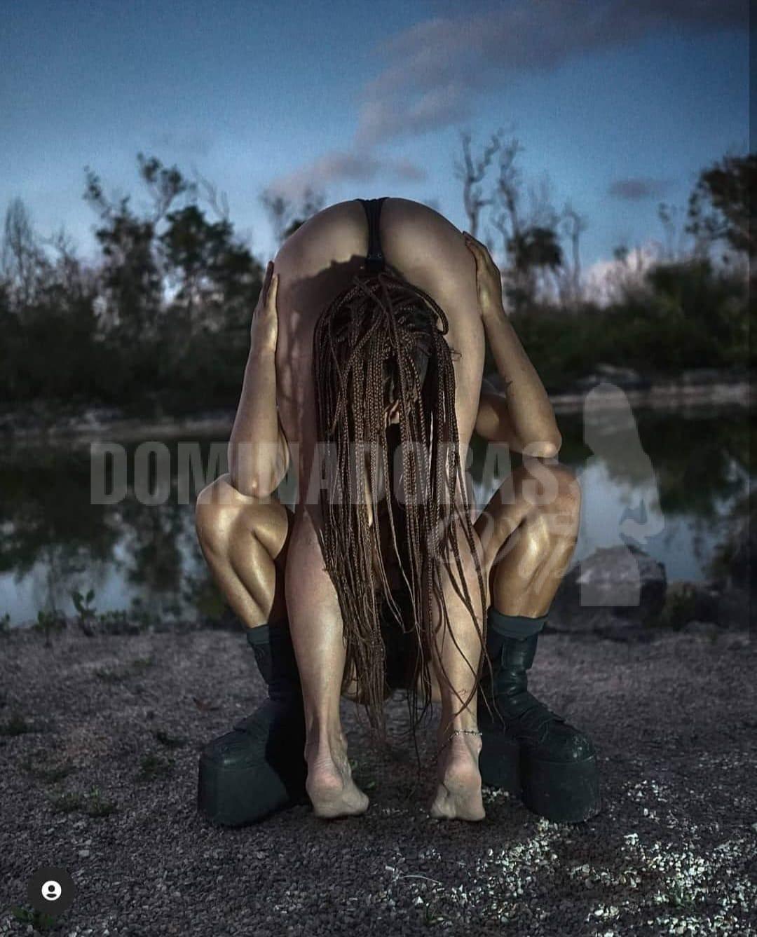 dominadora-akasha-60 dominadora-akasha-60