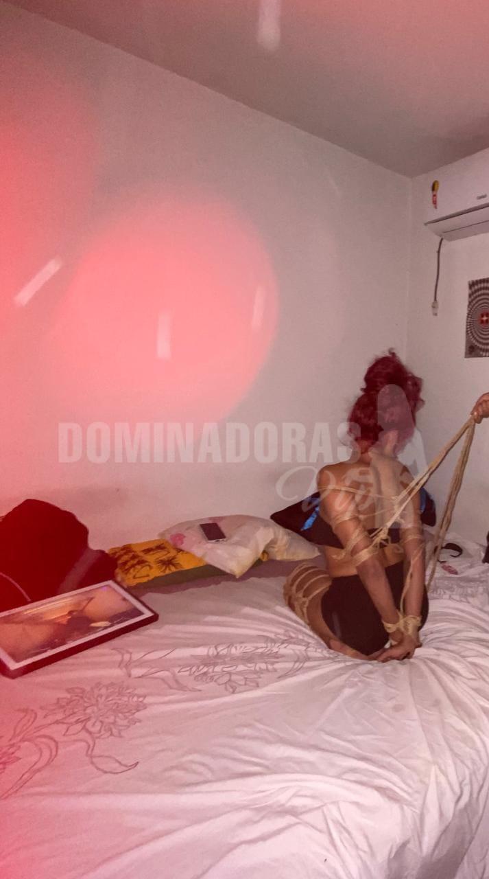 dominadora-akasha-79