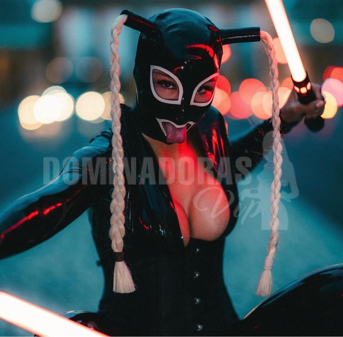 dominadora-dark-2026-03